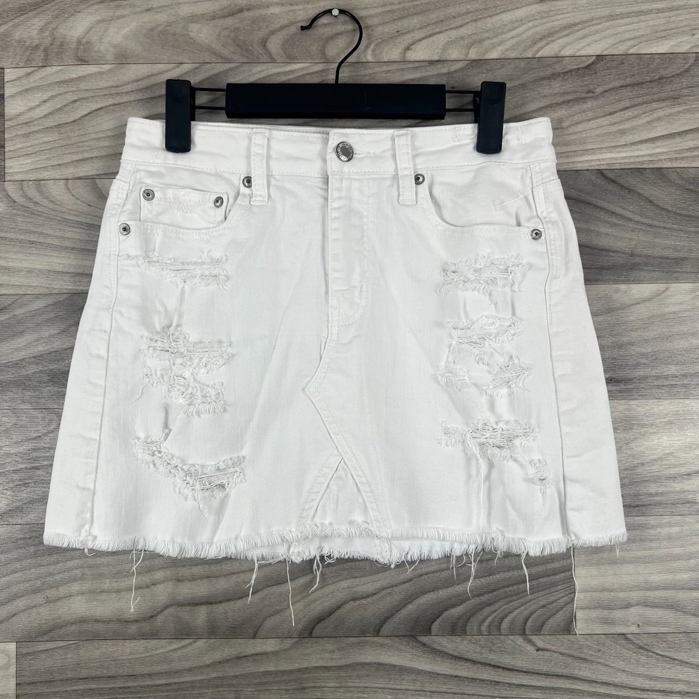 American Eagle Outfitters Skirt Women's Size 4 White Denim Distressed Frayed Hem